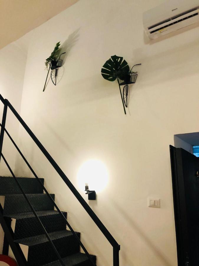 Industrial Annare Appartement Napels Buitenkant foto